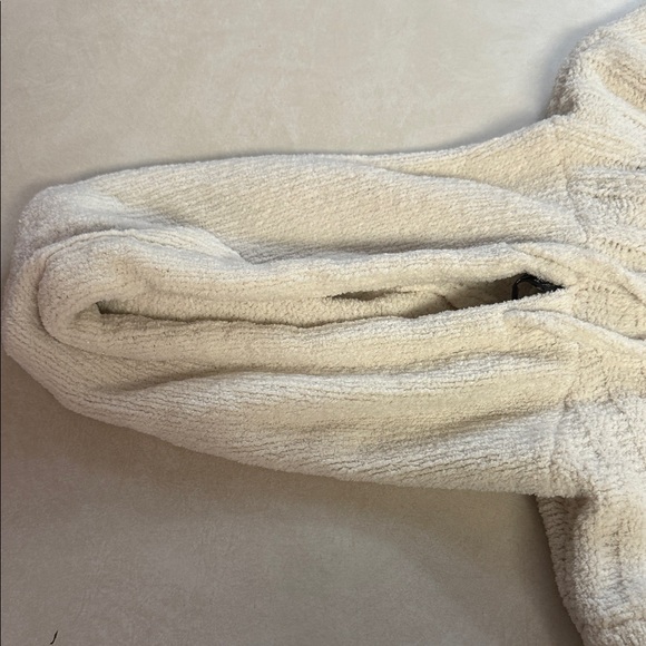 Simply Vera Vera Wang Cream Hooded Sweater 🐯 - Picture 3 of 8